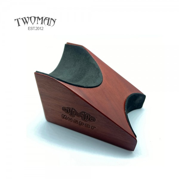투맨 Twoman Muspor 2단 넥 레스트