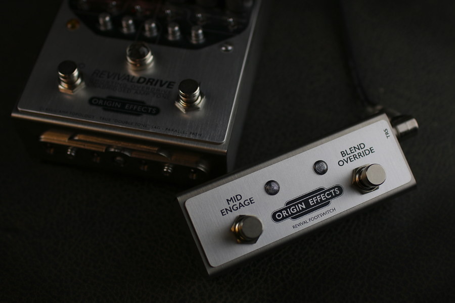 Revival-Footswitch-900x600-c.jpg