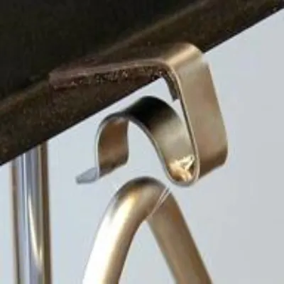 BlackSwamp Triangle Clip (TRHANG)
