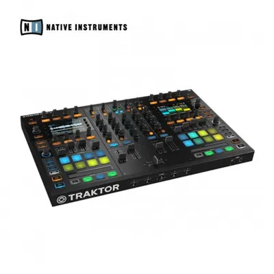 Native Instruments TRAKTOR KONTROL S8