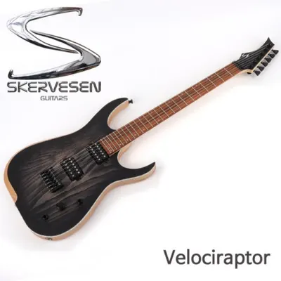 M A S T E R P I E C E Skervesen Velociraptor 6 / 스커베슨 벨로시랩터6 블랙